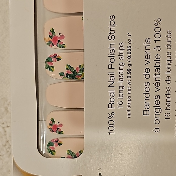 NWT Color Street - Picture 2 of 6